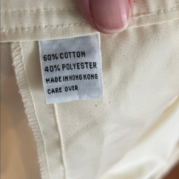 Elegant Cream Button-Detail Maxi Skirt - Picture 5 of 6